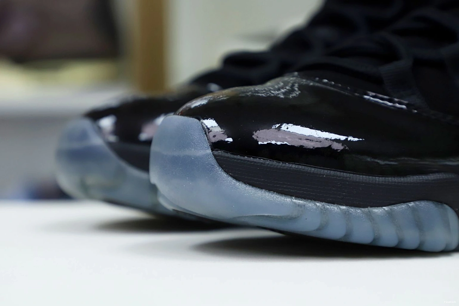 JORDAN 11 RETRO 'CAP GOWN' AIR AND 0826